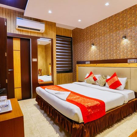 The Ashoka Hotel Indore Zewnętrze zdjęcie