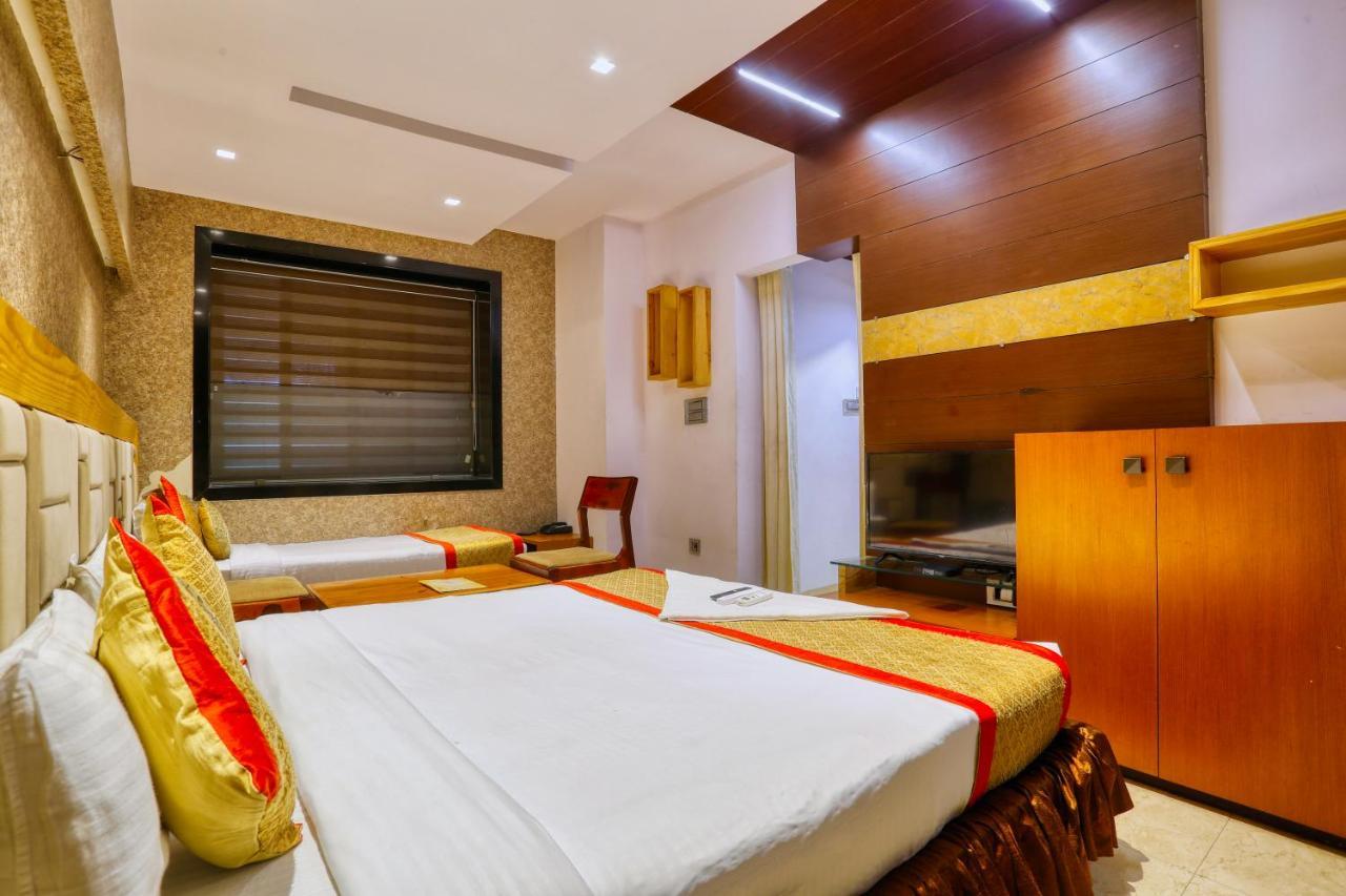 The Ashoka Hotel Indore Zewnętrze zdjęcie