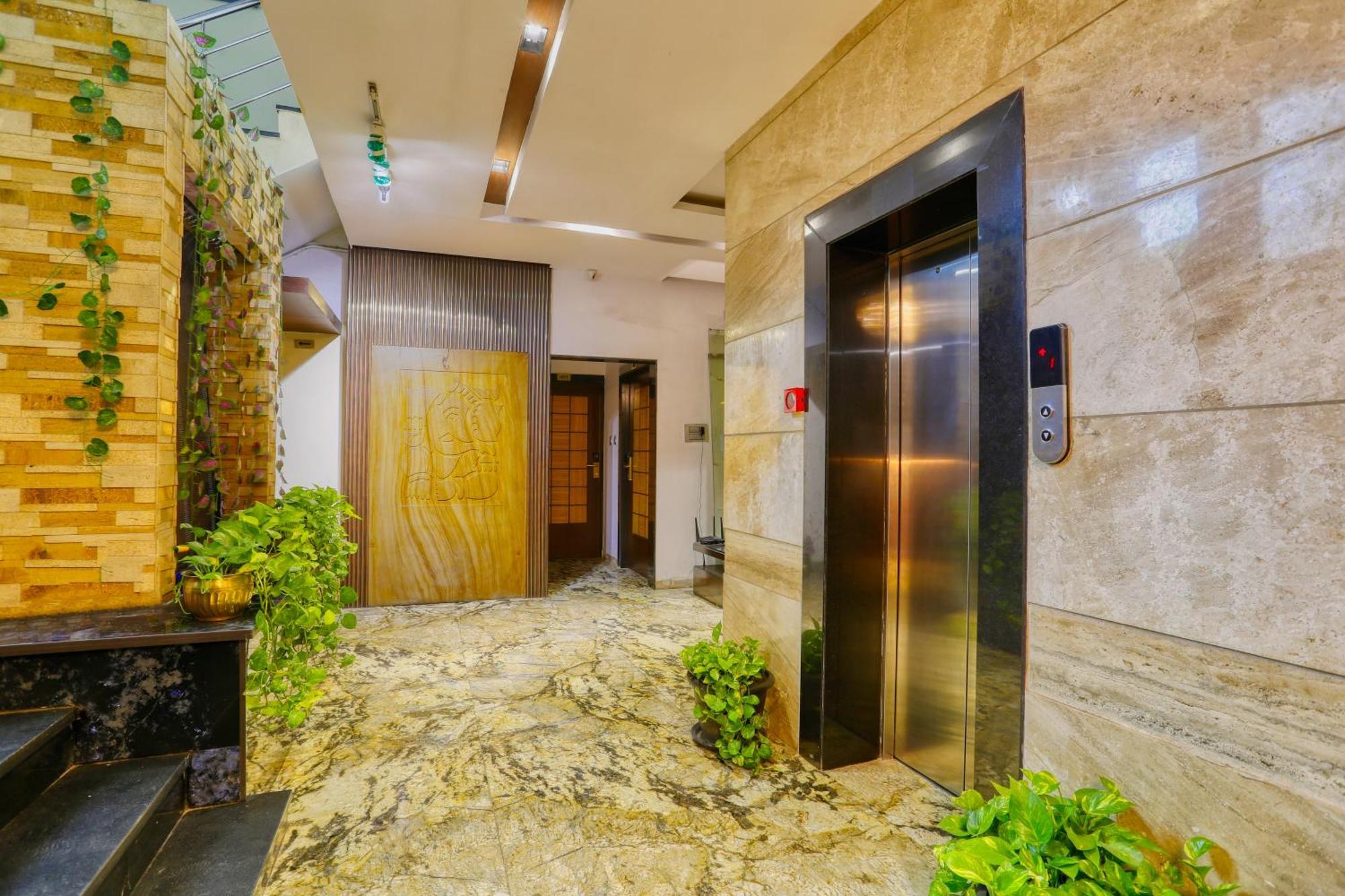 The Ashoka Hotel Indore Zewnętrze zdjęcie