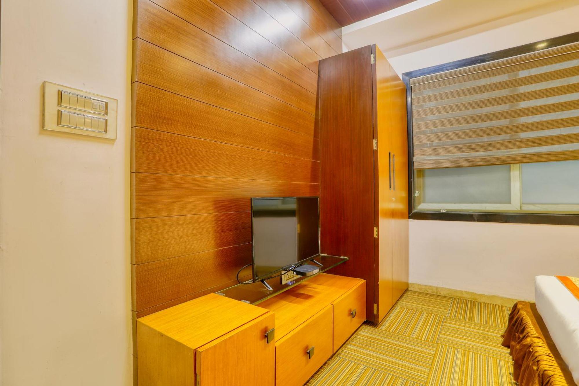The Ashoka Hotel Indore Zewnętrze zdjęcie