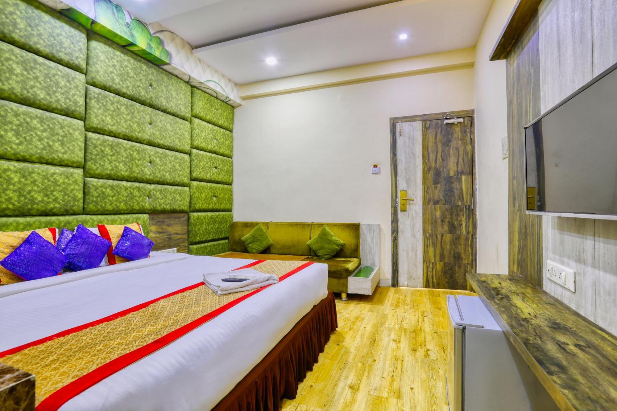The Ashoka Hotel Indore Zewnętrze zdjęcie