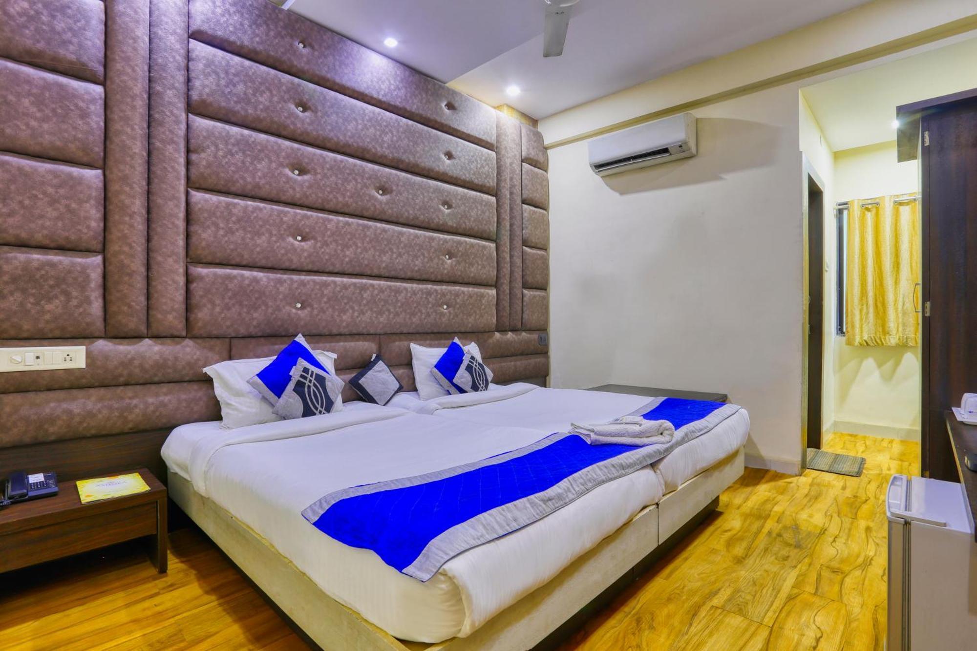 The Ashoka Hotel Indore Zewnętrze zdjęcie
